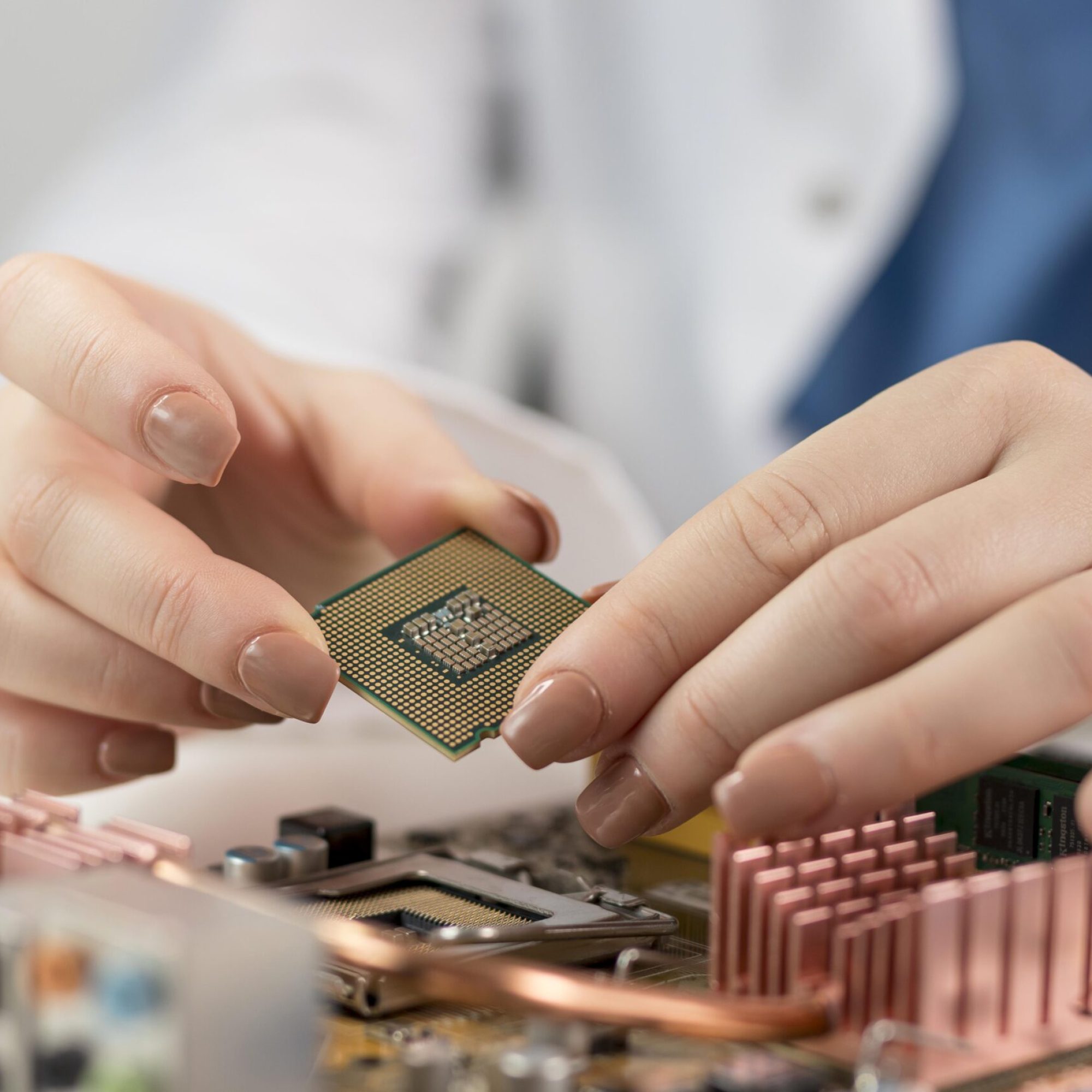 close-up-researcher-holding-chip close-up-researcher-holding-chip